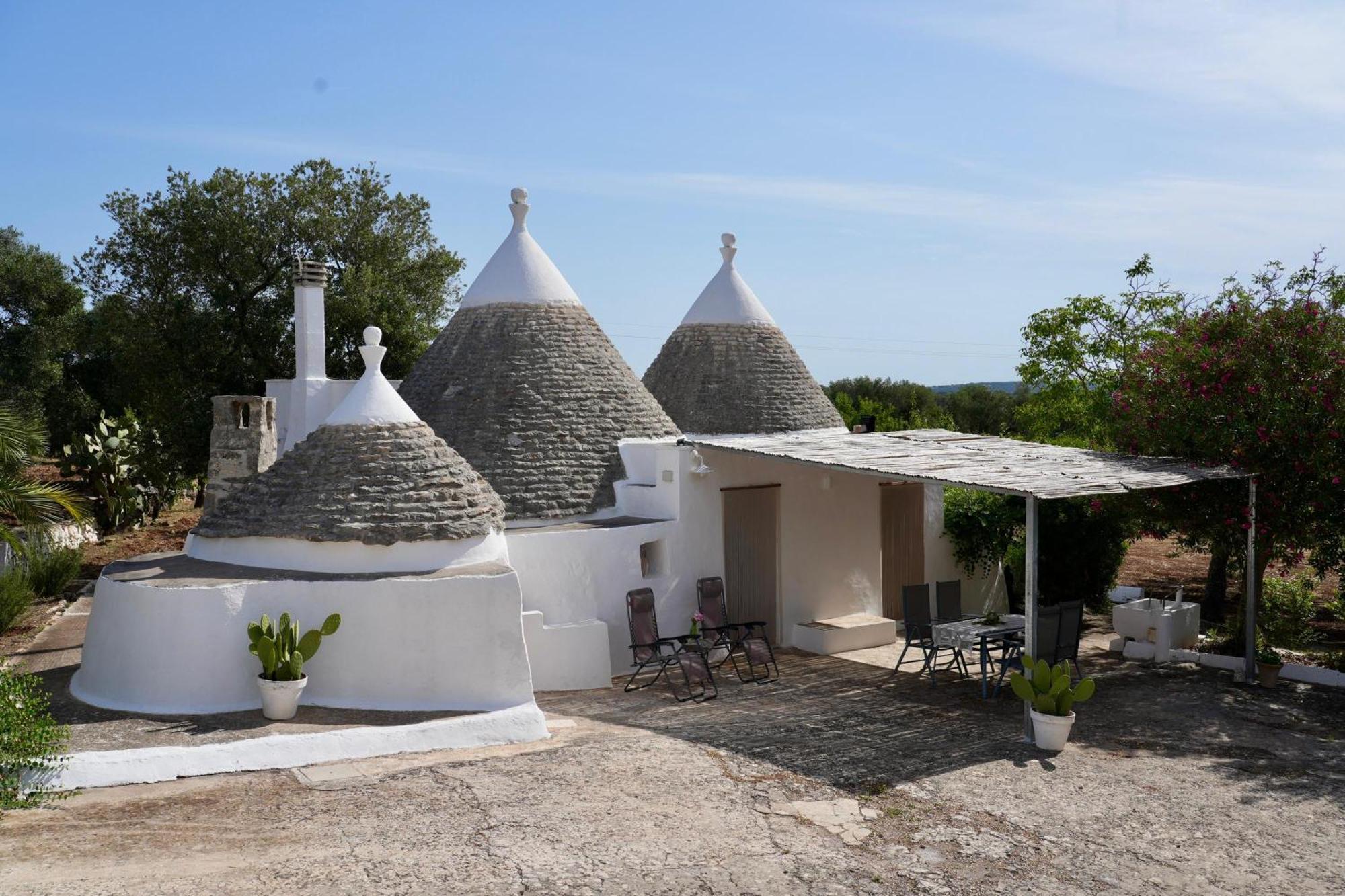 Trullo Canopo Челие Месапика Екстериор снимка
